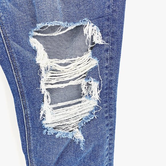 AEO Distressed Stretch Mom Jean Sz 8L - Picture 3 of 9